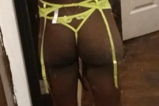 facetime shows only. - 21 - Image 4