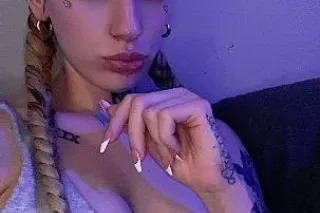 see kimmy in mke INCALLS 💦🥳😻 😘... - Image 2