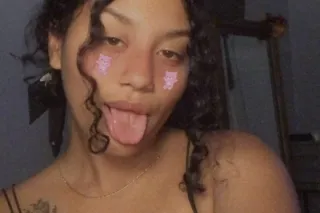 Young Hot💕And Ready for💋 Incal... - Image 2